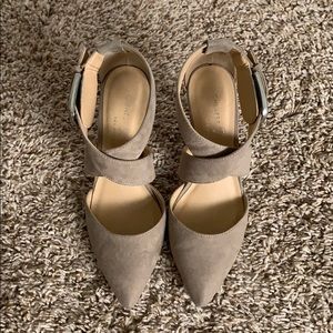 chinese laundry racquel pump